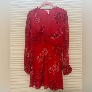 Small Leigh Floral Dress, only worn once!